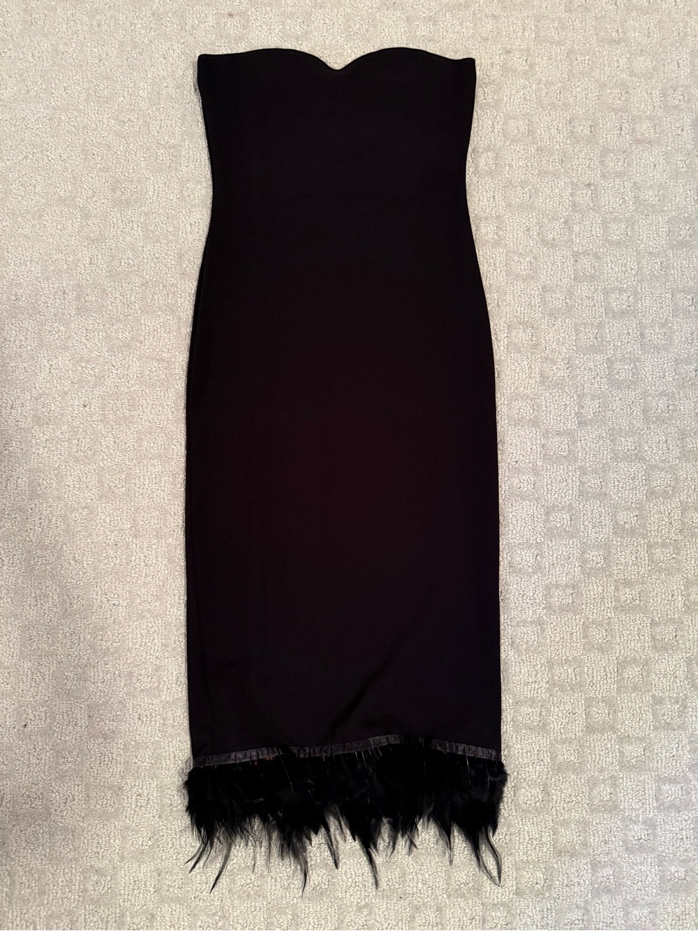 PrettyLittleThing Black Strapless Feather-Hem Midi Dress